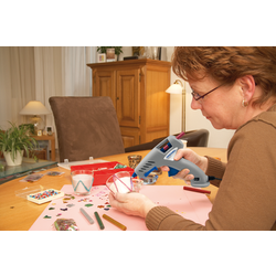 Konec ulepeným tragédiím: Jak zkrotit lepicí pistoli, aby vás „neposvačila“ i s projektem