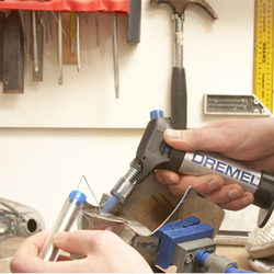 Ukázka používání plynového hořáku Dremel Versa Flame