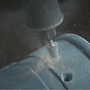 Ukázka použití Dremel 9934 rychlořezné wolframkarbidové frézy (kuželovitý tvar) 7,8 mm