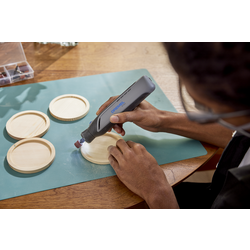 Sbohem, prodlužovačky! Dremel 8150 vás osvobodí od nekonečného rozmotávání uzlů